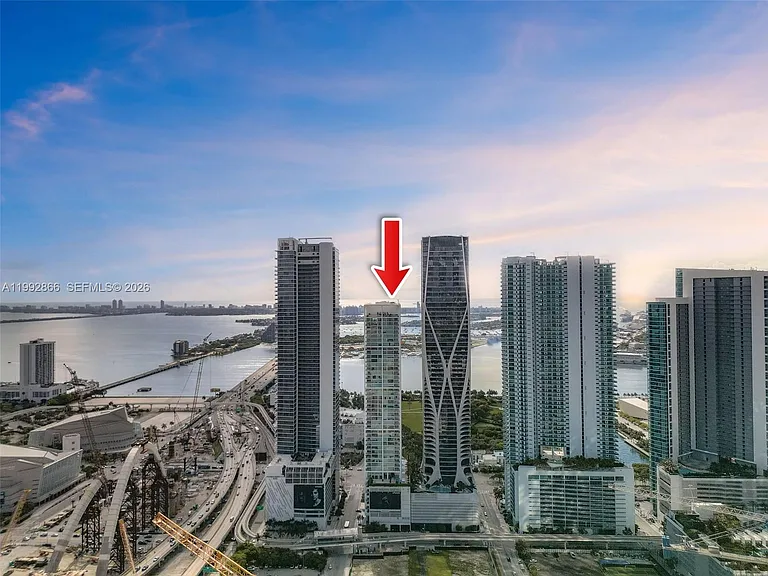 1040 Biscayne Blvd #Penthouse 4607 — Photo 27