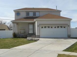 1341 W Callaway Ct, Taylorsville, UT 84123