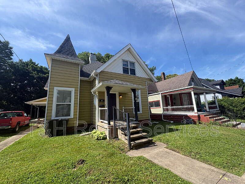 1st image of 413 W Franklin St
