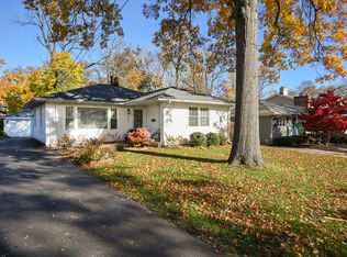 362 Elm St, Glen Ellyn, IL 60137