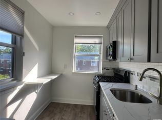 247-40 77th Cres FLOOR 2, Queens, NY 11426