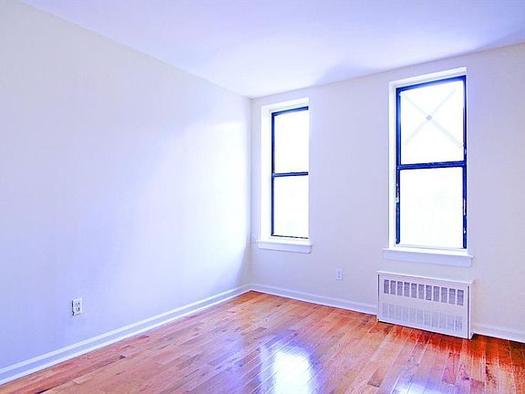 4th image of 2719 Sedgwick Ave APT 2B