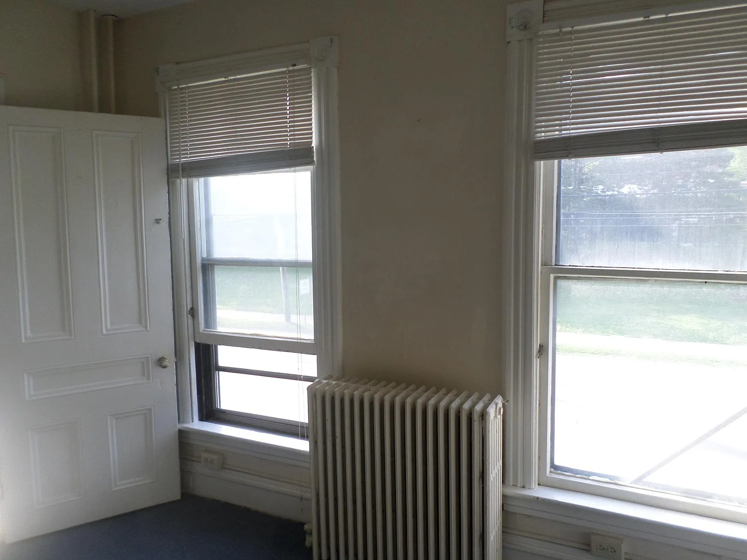 3 bed, 1400 sqft, $3,500 — Photo 3