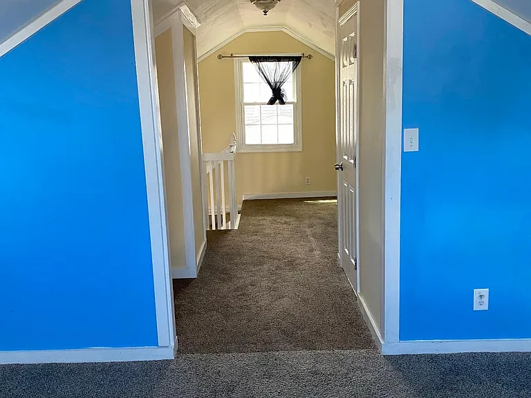 3902 Hawthorne Ave SW — Photo 5