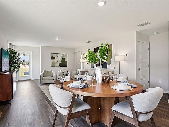 7th image of this home