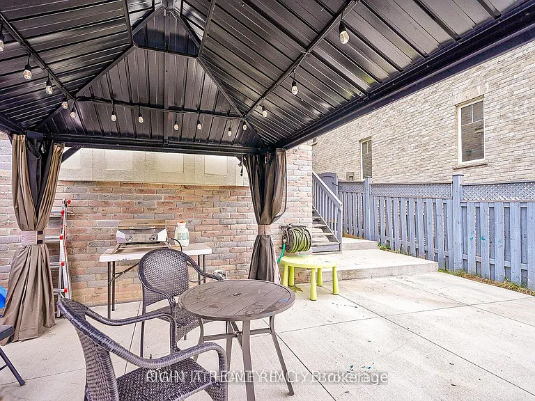 14 Icefall Rd — Photo 29