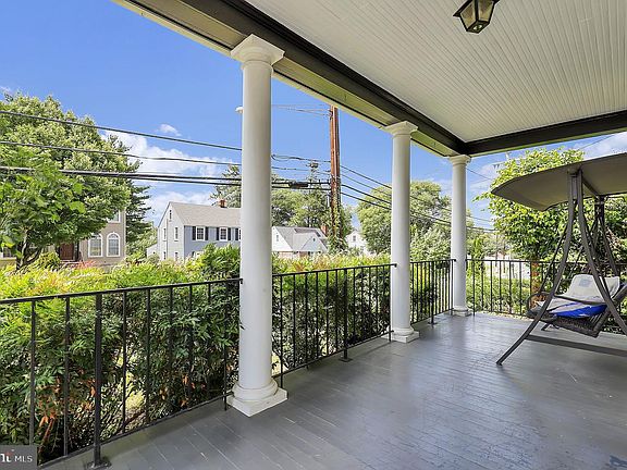 3rd image of 13 Cedar Ave