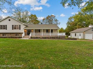 28 Driftway Rd, Howell, NJ 07731