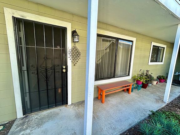 3rd image of 4855 70th St APT 6