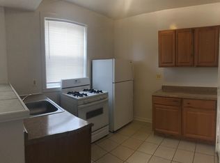 545 E 74th St #3, Chicago, IL 60619