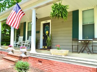 1328 Irish St, South Boston, VA 24592