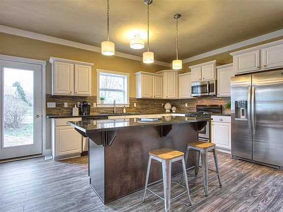 2nd image of 9371 Neumann Cres