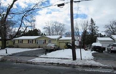 2nd image of 189 Hollowbrook Dr