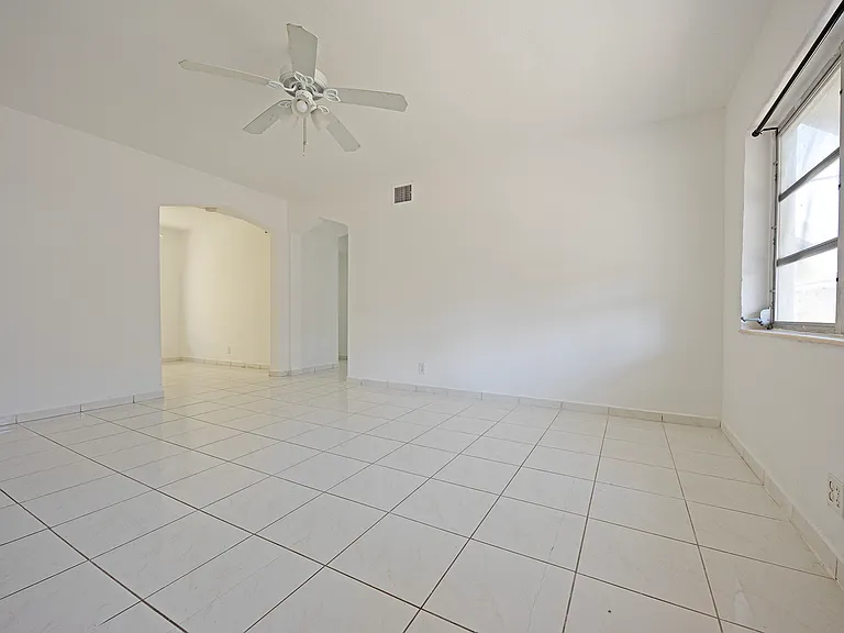 1735 Marseille Dr #2 — Photo 2