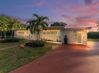 3820 NW 195th St, Miami Gardens, FL 33055