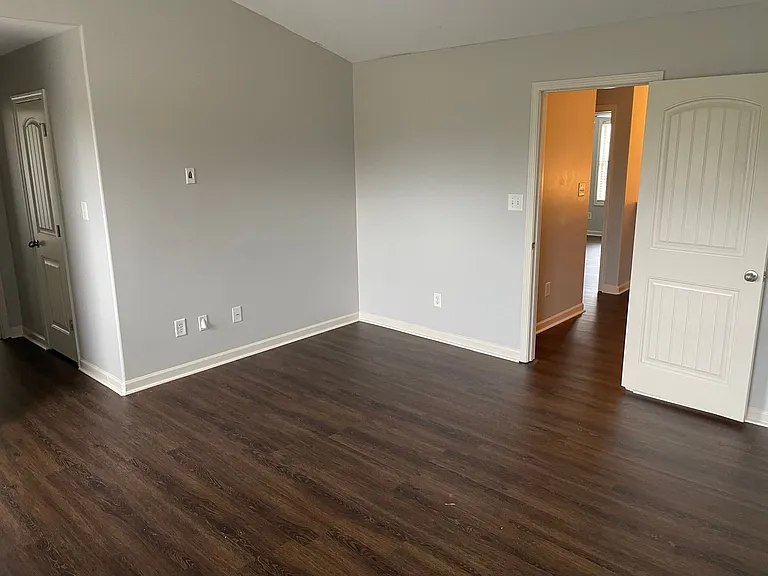 2706 Bechet Ln — Photo 7