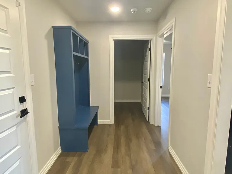 210 Meadowlark Ln — Photo 25