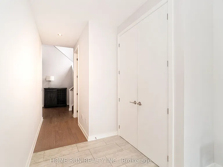 250 Soprano Ave — Photo 2