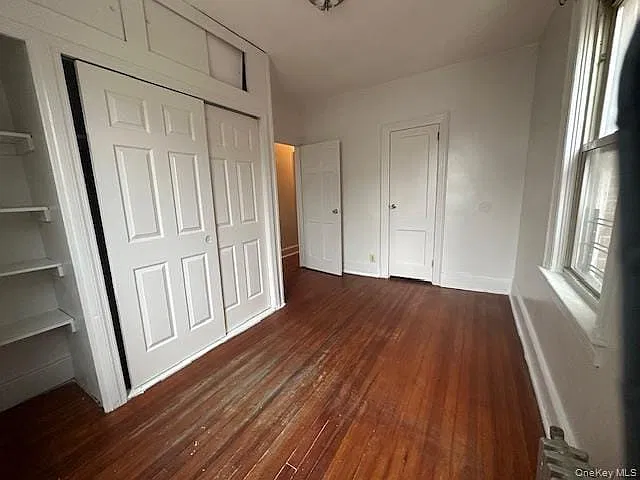 3 bed, 1.0 bath, 900 sqft, $3,500 — Photo 2