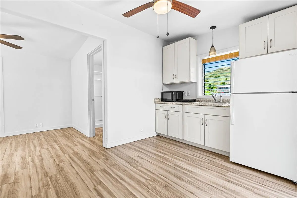 1 bed, 395 sqft, $2,500 — Photo 4