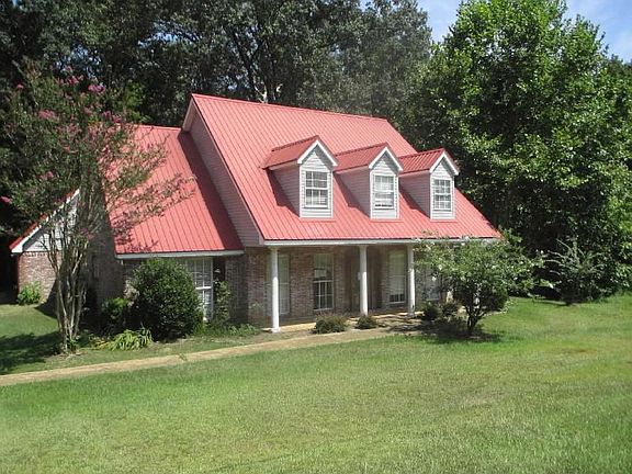 3rd image of 257 Post Oak Ln