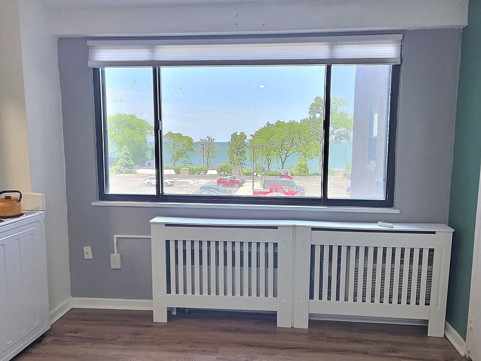 1st image of 11720 Edgewater Dr APT 312