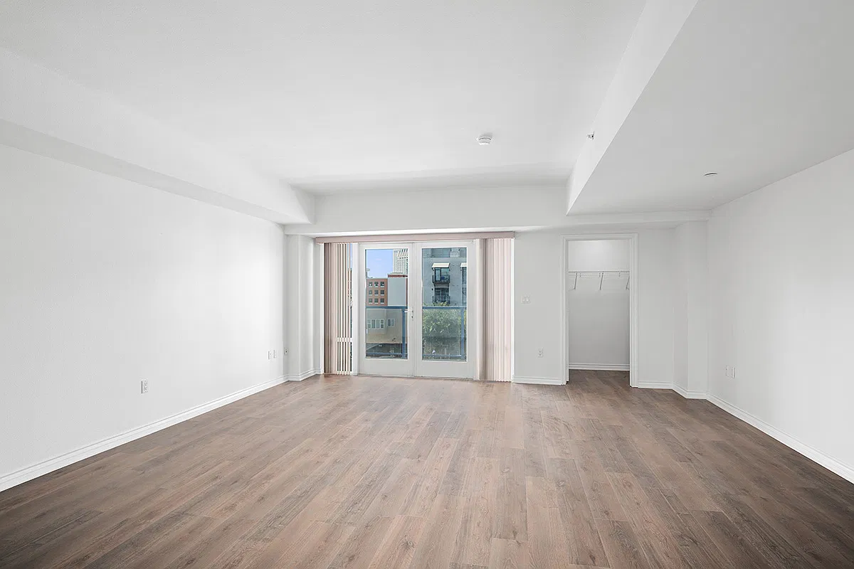 Studio, 760 sqft, $2,100 — Photo 1