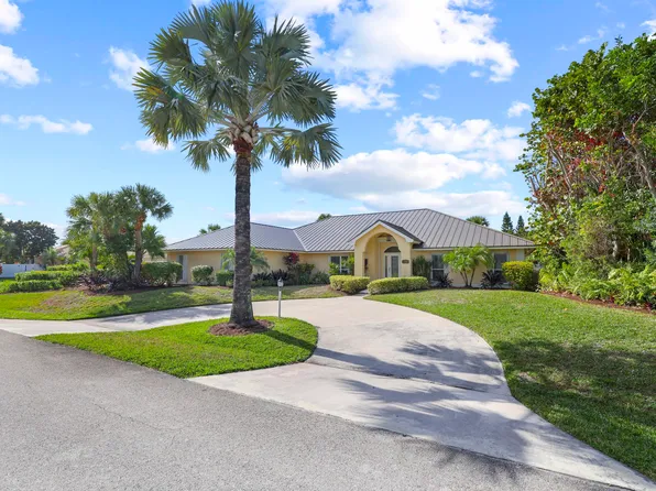 1345 Spanish Lace Lane, Vero Beach, FL 32963