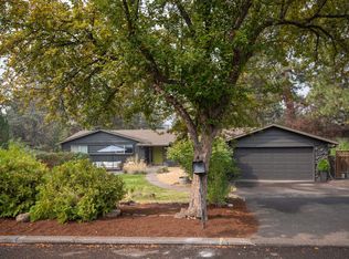 1243 NE 12th St, Bend, OR 97701