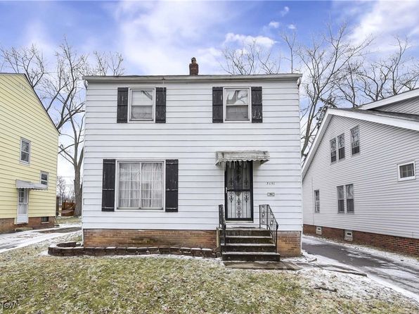 5151 Erwin St, Maple Heights, OH 44137