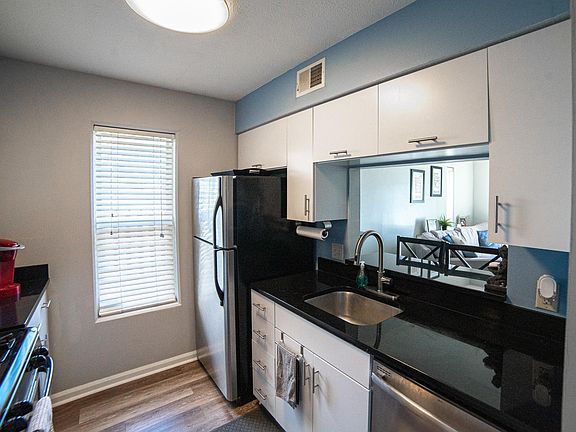 3rd image of 915 Quay Ave #915E