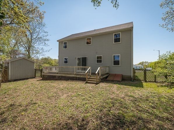 12 Crestview Ter, Gloucester, MA 01930