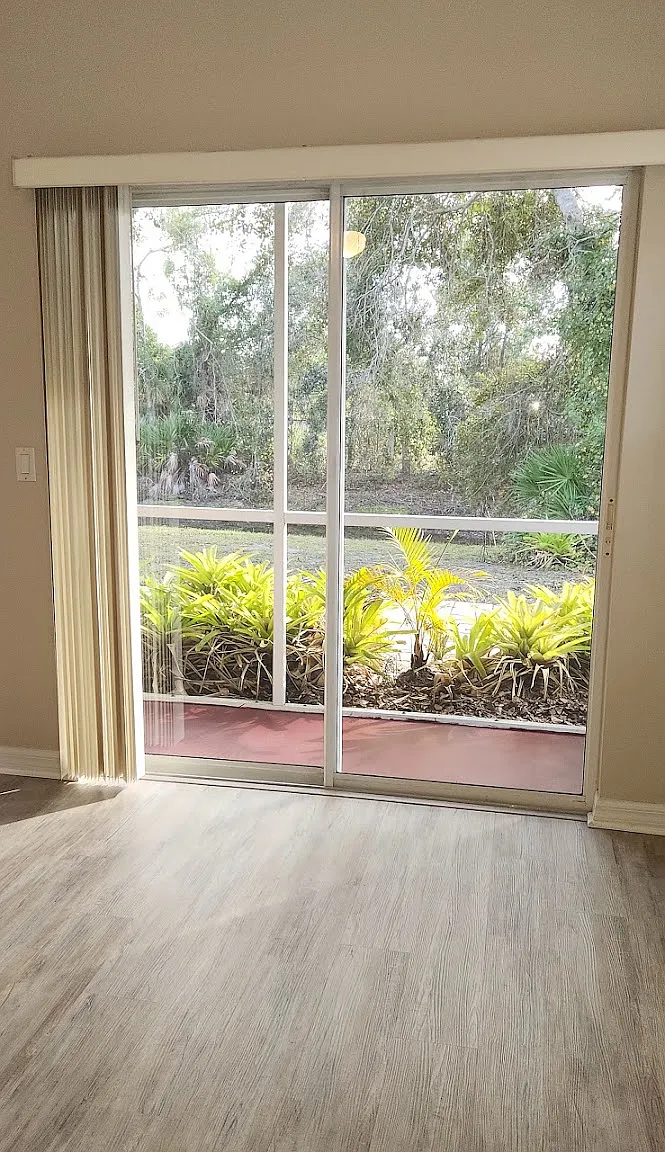 3 bed, 1817 sqft, $2,900 — Photo 2