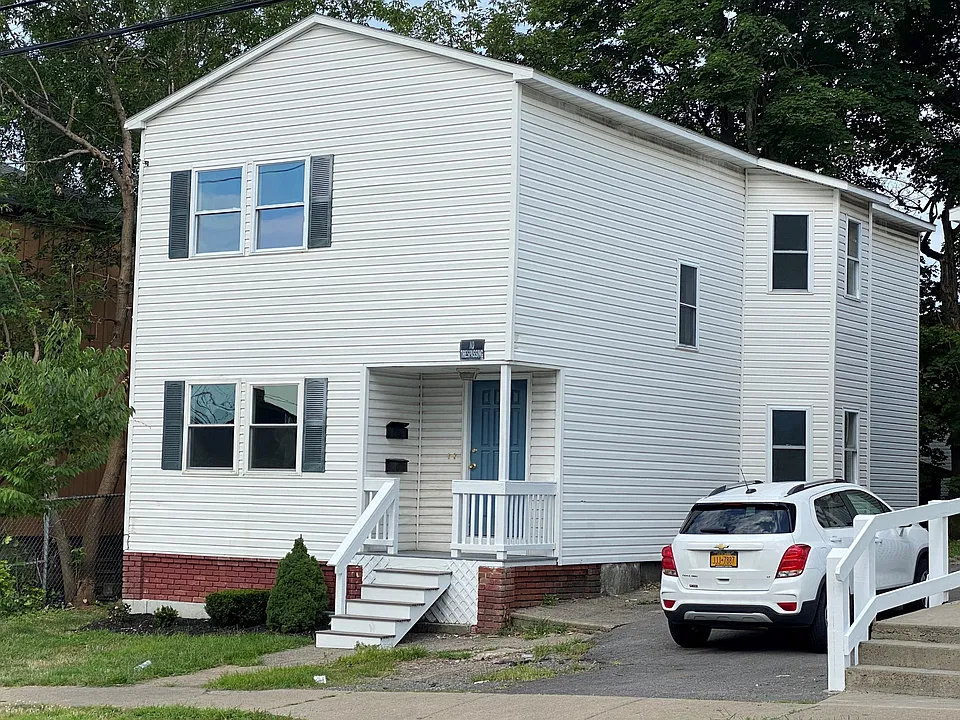 205 Columbus Ave #2