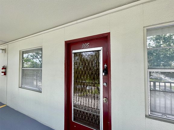 4th image of 13155 SW 7th Court #305E