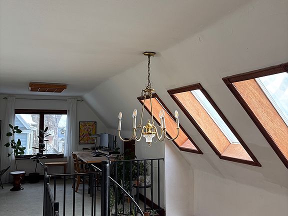 3rd image of 296 Woodward Ave #296