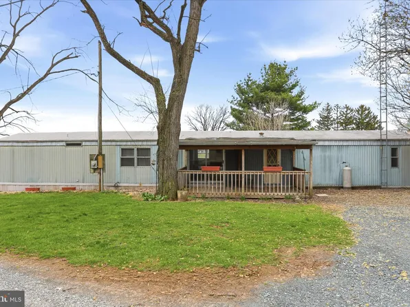 1873 Clayhill Rd, Greencastle, PA 17225