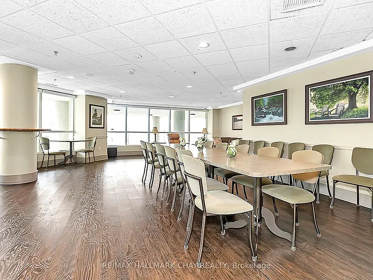 2 Toronto St #1205 — Photo 35