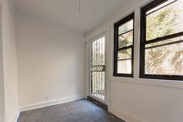 Rented by Ready Group | media 9