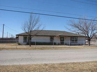 939 Cropper Rd, Burkburnett, TX 76354