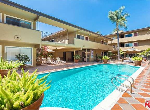 3rd image of 970 Palm Ave APT 119