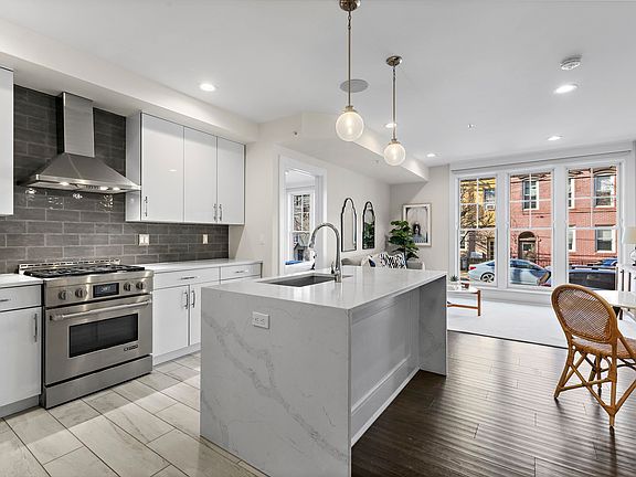 5th image of 313 7th St #101