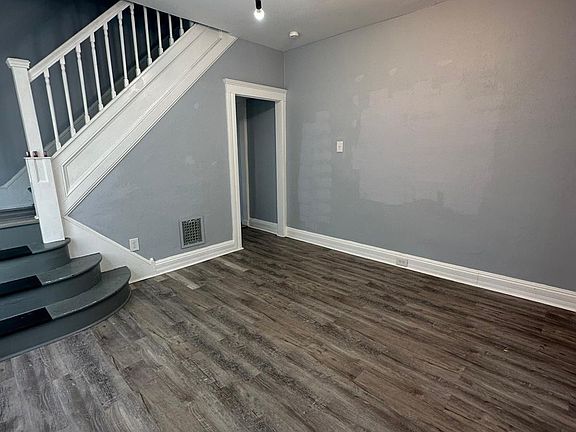 3rd image of 104 Academy St
