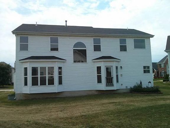 2nd image of 23 Behlmann Lake Ct