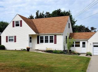 2124 S Plaza Dr, Akron, OH 44319