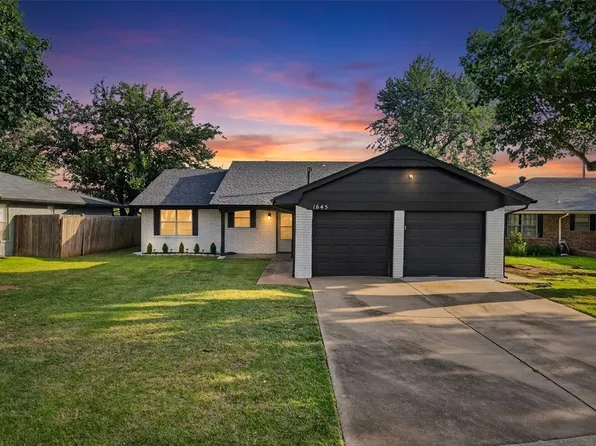 1645 Gladstone Ter, The Village, OK 73120