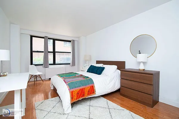 Rented by Metropolitan Property Group | media 4