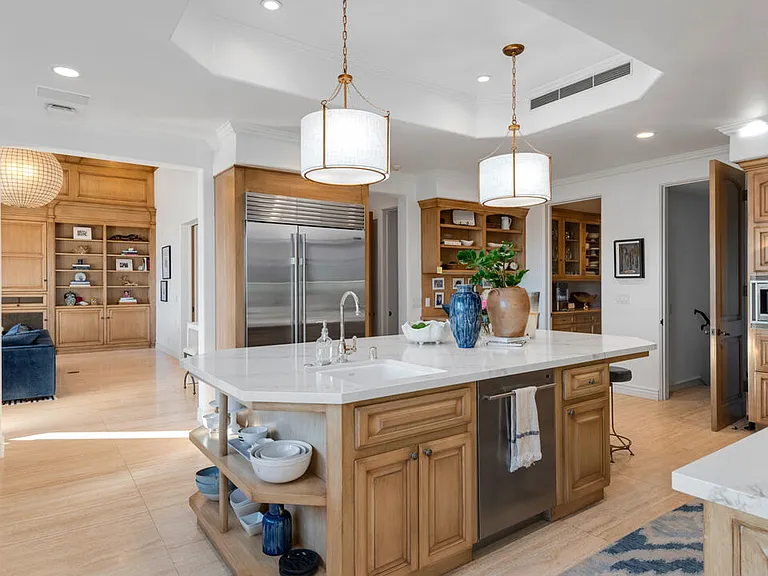 6110 Merritt Dr — Photo 15