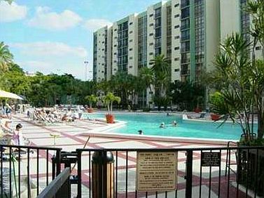 2nd image of 17620 Atlantic Blvd APT 102