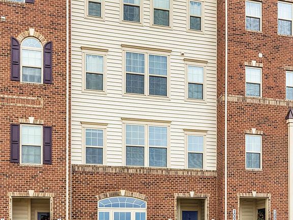 2nd image of 10020 Beerse St